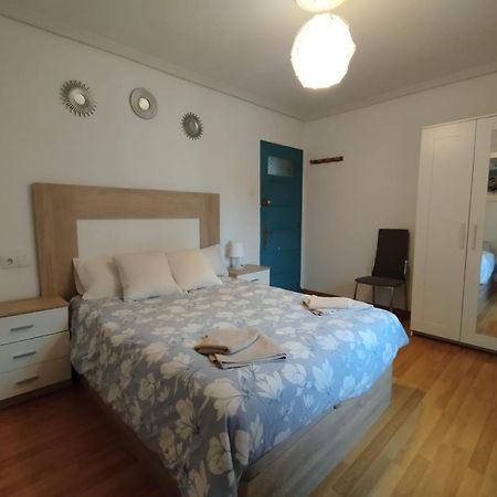 Plaza Fernando VI Cerca Playa Arbeyal Apartment Gijon Luaran gambar