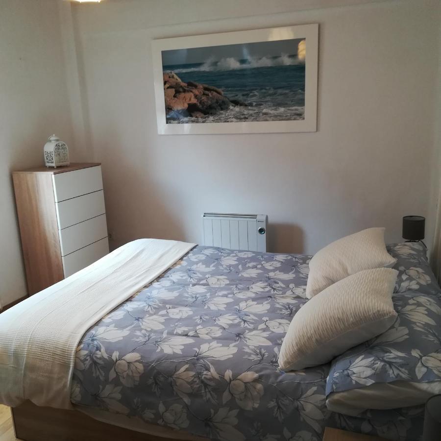 Plaza Fernando VI Cerca Playa Arbeyal Apartment Gijon Luaran gambar