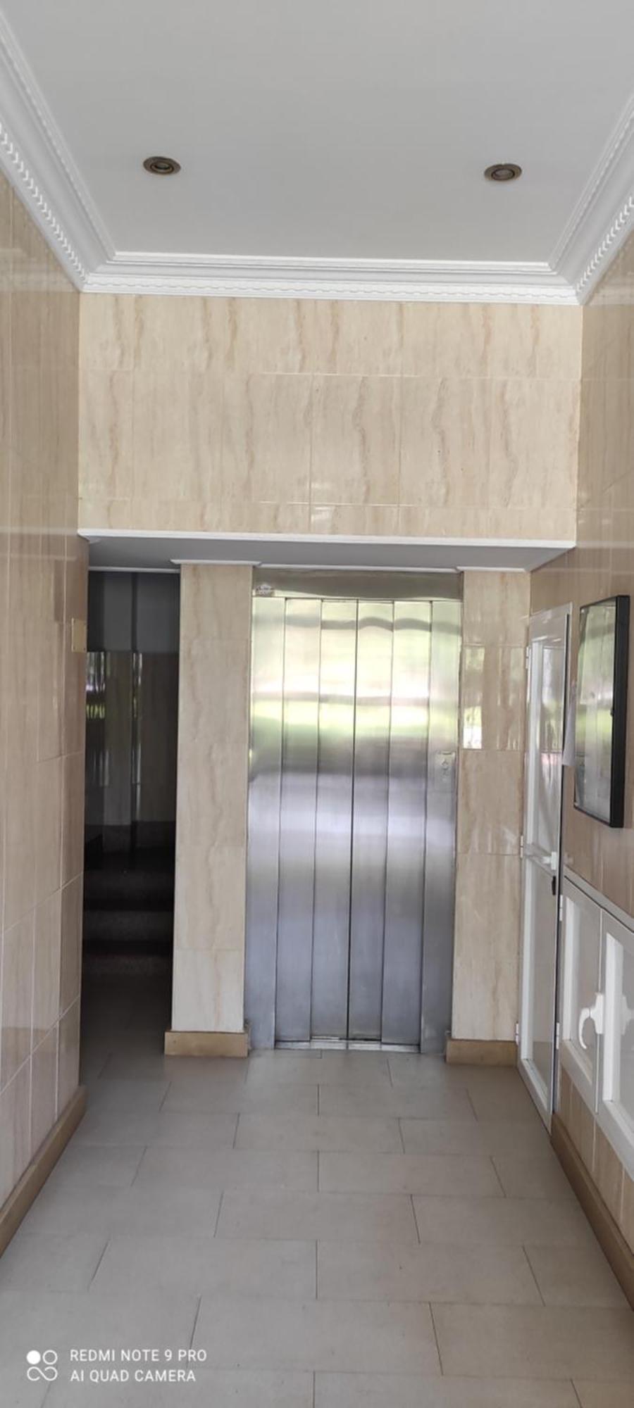 Plaza Fernando VI Cerca Playa Arbeyal Apartment Gijon Bilik gambar