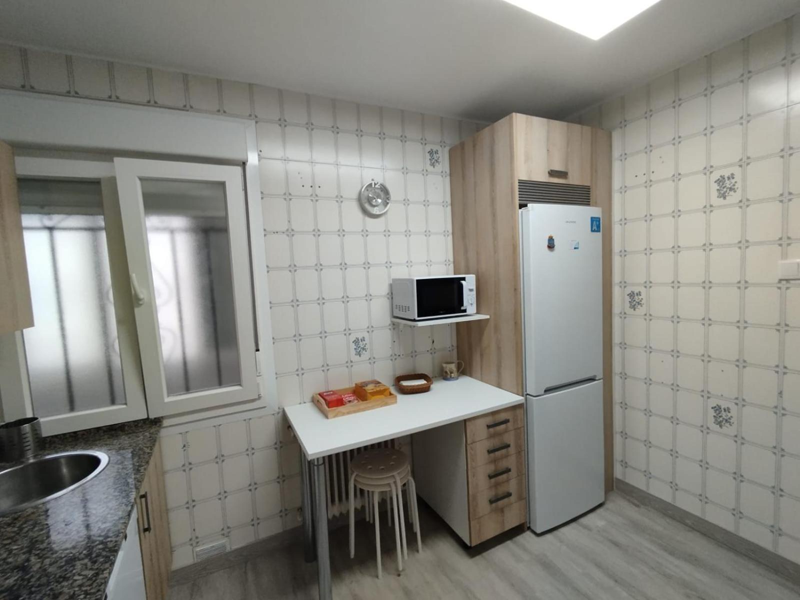 Plaza Fernando VI Cerca Playa Arbeyal Apartment Gijon Luaran gambar